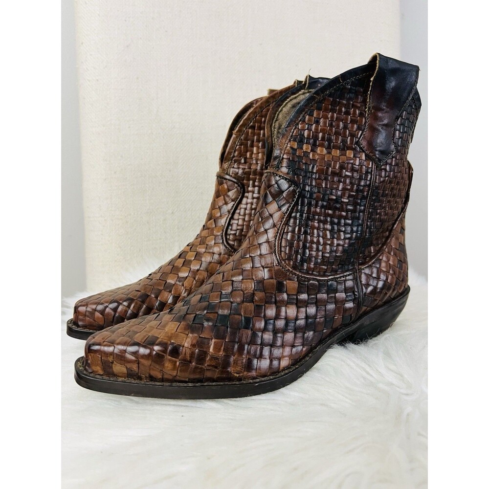 Enzo Angiolini Dark Brown Leather Woven Pull on Country Western Ankle Boots 6M